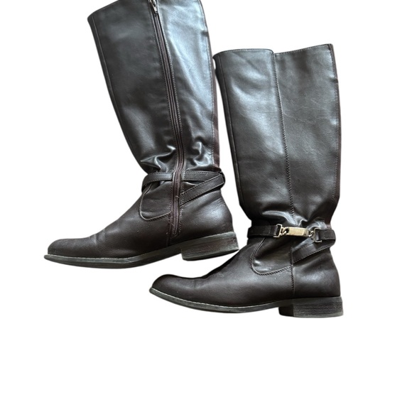 Brown Knee-High Leather Like Boots - Picture 1 of 3